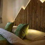 1593 Holiday home