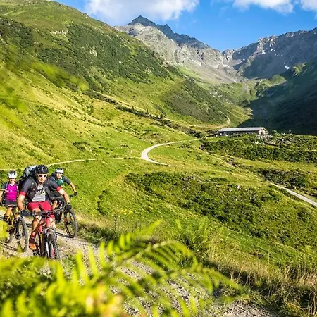 Prázdninový dům 1593 *